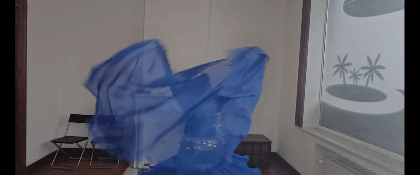 Impro de danse orientale sur Dead Can Dance